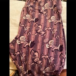 Lularoe TC Disney Villains Leggings💕Price Drop 💕